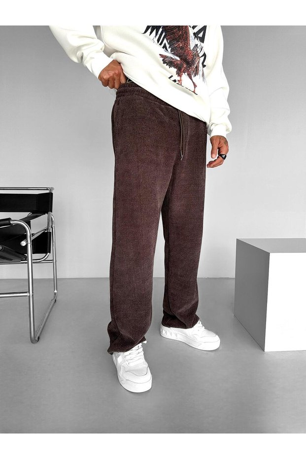 Men's Baggy Fit Elastic Waist Comfortable Textured Knitted Trousers Brown