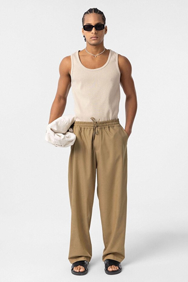 Elastic Waist Baggy Trousers Khaki