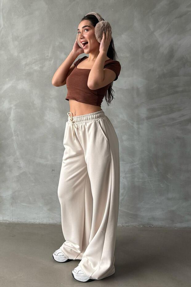 Beżowe szerokie spodnie dresowe damskie z modalu - 2