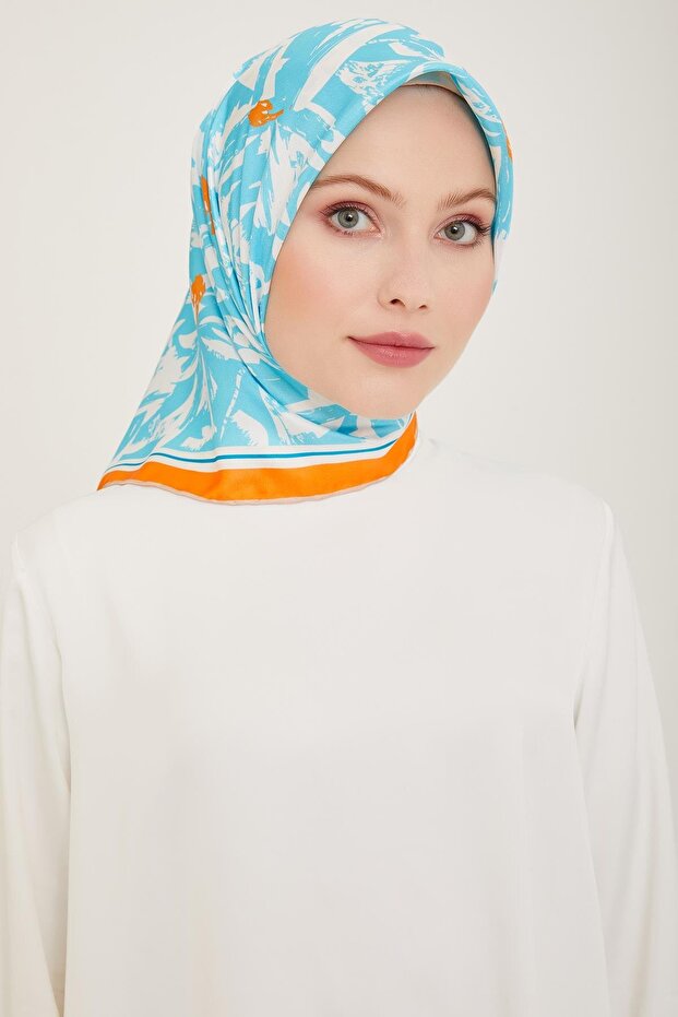 وشاح حرير تيفيل 4014D E24YA7130001-36