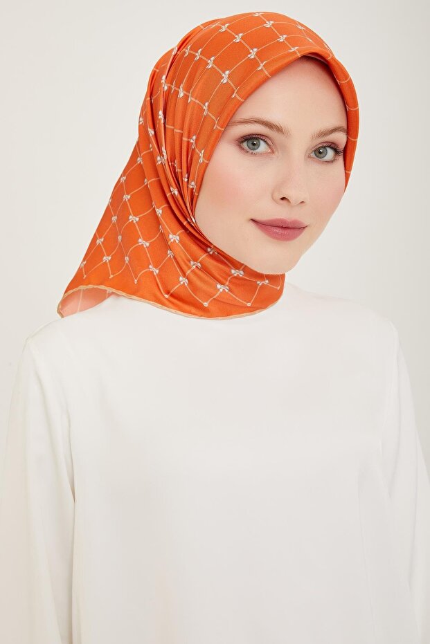 وشاح حرير تيفيل 4006D E24YA4002001-54