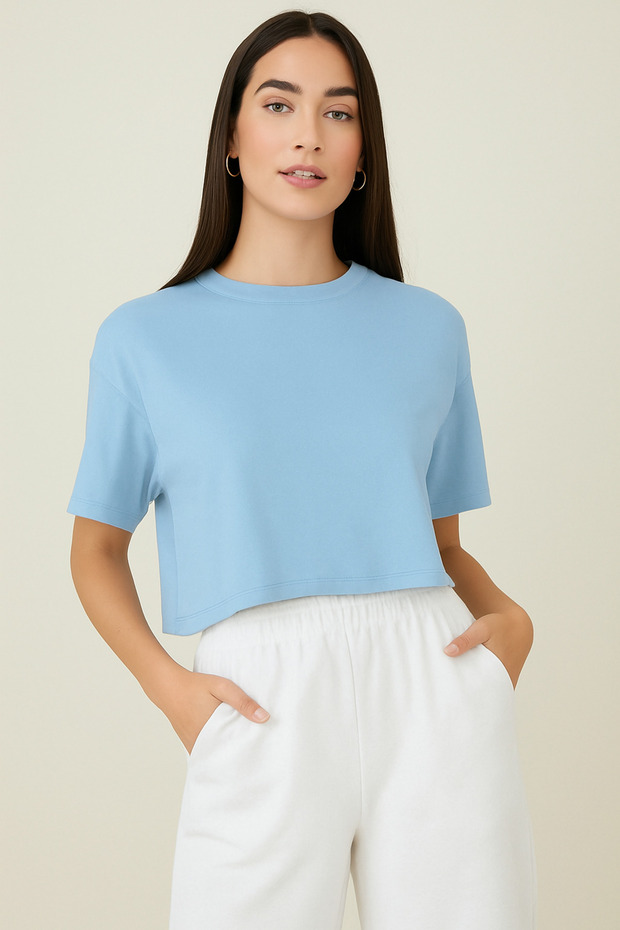 Women's Relaxed Cut Oversize Crop T-Shirt