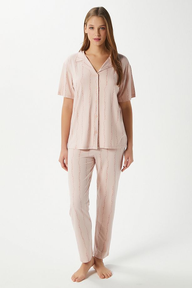 Kadın Spring Yumuşak Doku Pudra Bahar Dalı Ön Düğmeli Kısa Kollu Pijama Takımı - 3