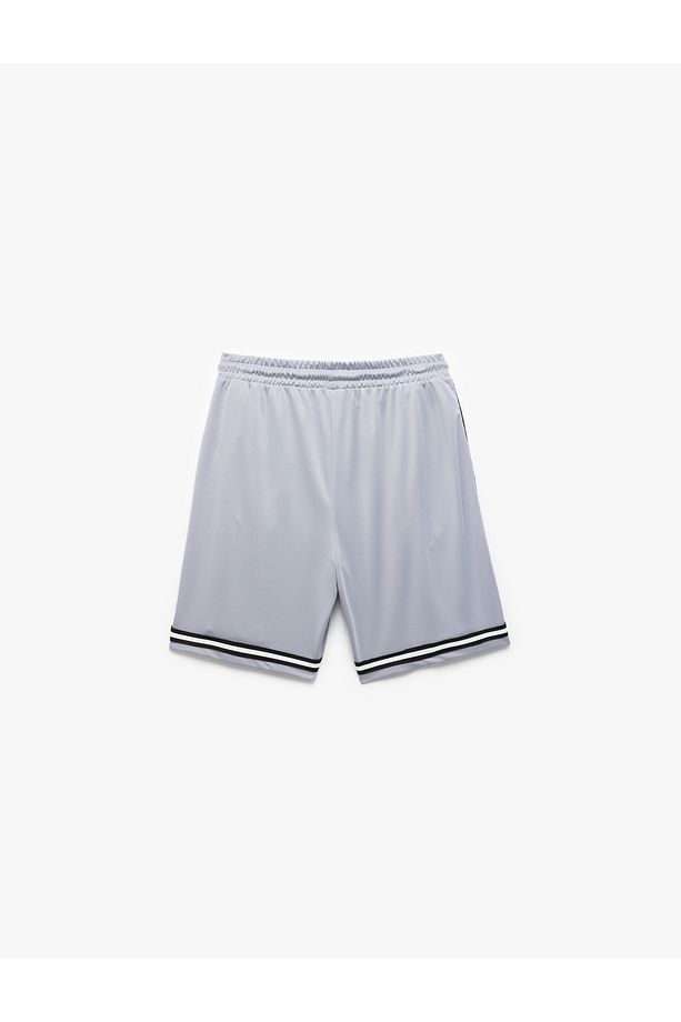 Şerit Detaylı Cepli Beli Bağcıklı Oversize Spor Şort - 4