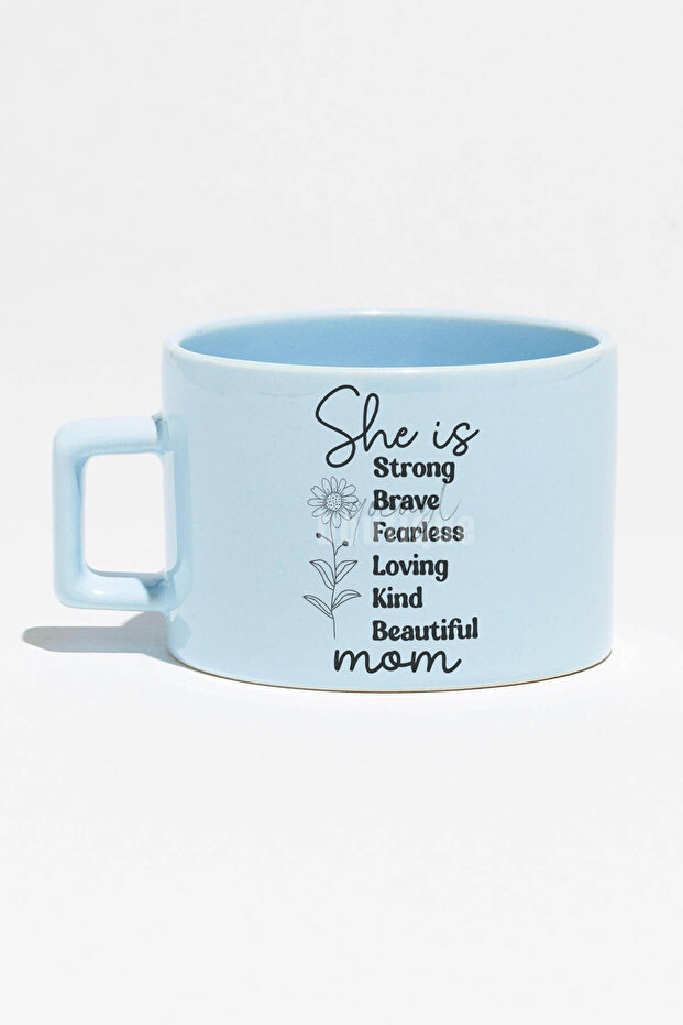 كوب كوب مستطيل أزرق مطبوع عليه She Is Mom هدية عيد الأم بمقبض