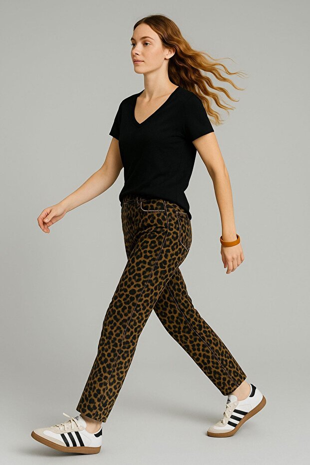 Ön ve Arka V Yaka Basic Pamuklu Tişört - 8