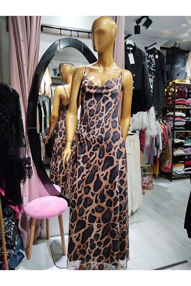 فستان شيفون طويل من الليكرا بقصة منخفضة وطبعة جلد الفهد - 1