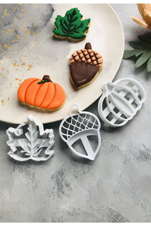 Set of 3 Dough Shaper - Machine Washable Transparent - Leaf, Oak, Pumpkin - Renewed
