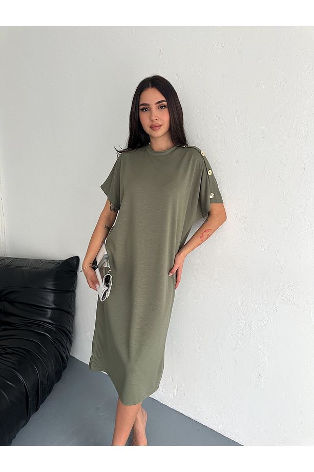 SÜS DÜĞME DETAYLI YUMUŞAK DOKU MODAL KUMAŞ ELBİSE - 1