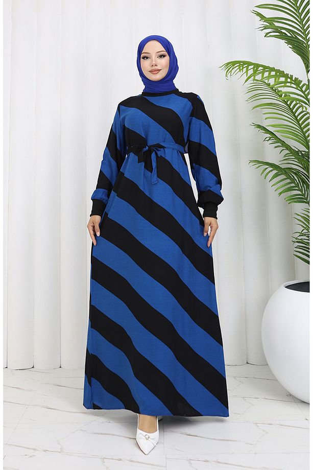 Geometrik Desenli Kuşaklı Viskon Elbise 0460-05 Siyah Mavi - 1