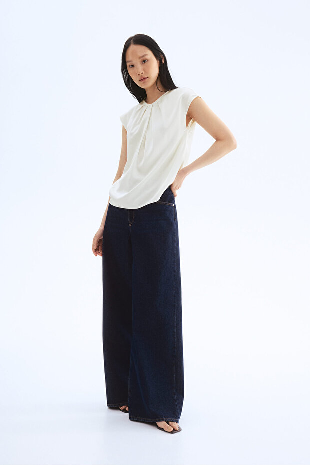 Önü Pilili Bluz - 1