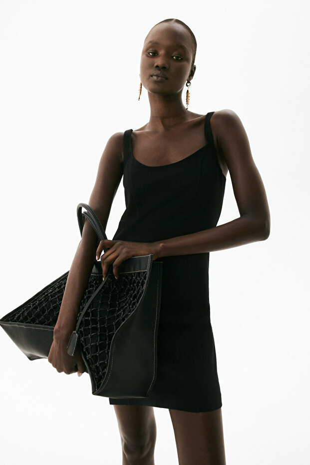 Bedene Oturan Mini Elbise - 1