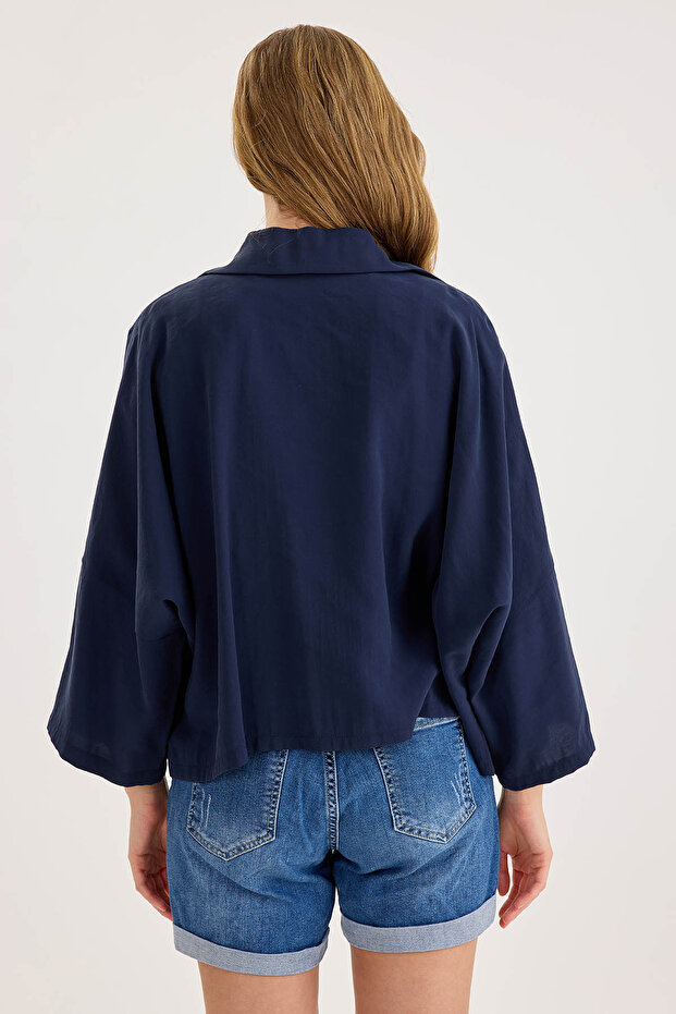 قميص قصير بدون أكتاف مقاس كبير - 4