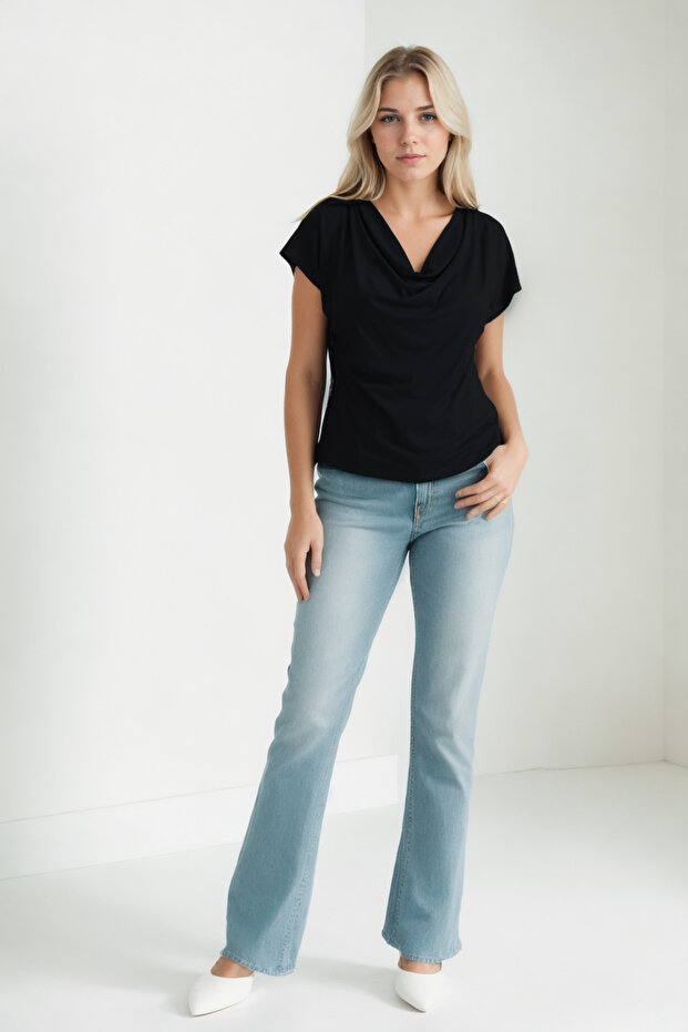 بلوزة ثنيات ذات ياقة متدلية - 7