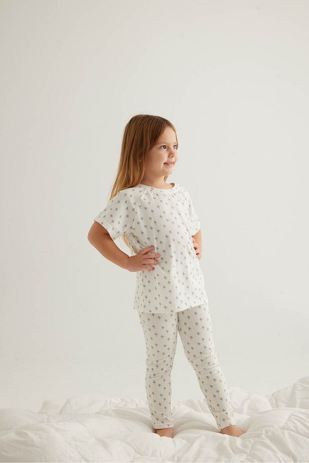 Kız Çocuk Pamuklu Reglan Kısa Kollu Uzun Pijama Takımı - 4
