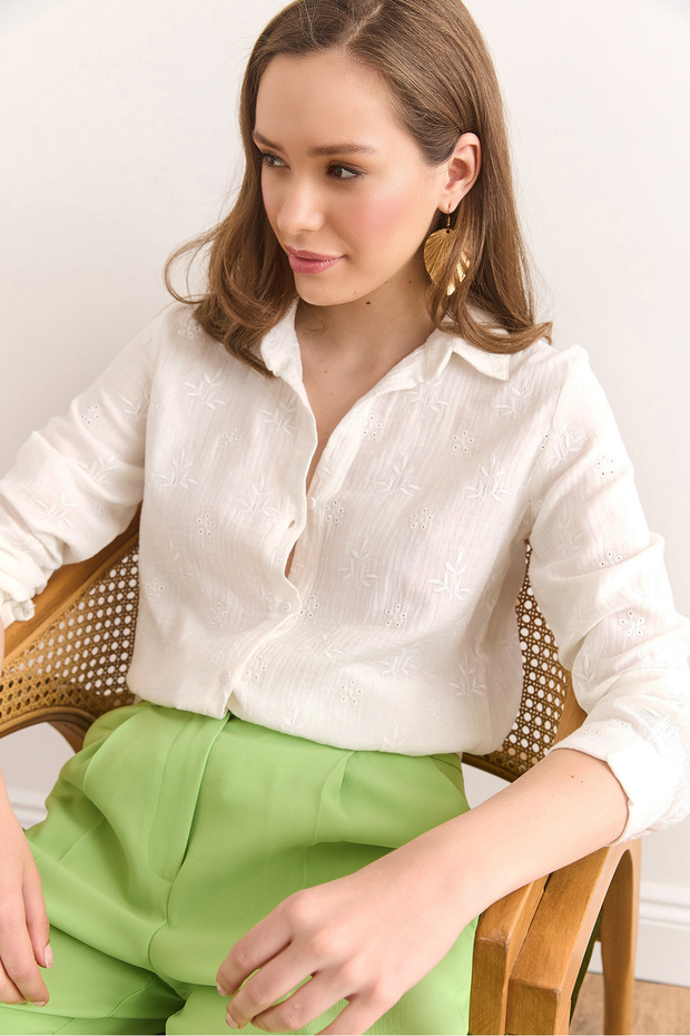 Women's White Embroidery Detailed Muslin Shirt Gml-19001333