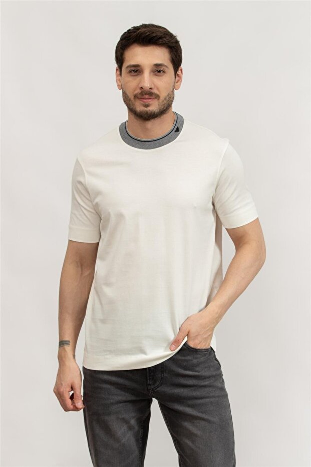 Men's Regular Fit Cotton Eagle Embroidered Round Neck White T-Shirt Em 000853 Af12926-U0003