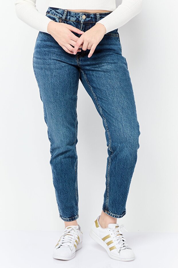 Women Classic Fit Washed Stretchable Jeans, Blue
