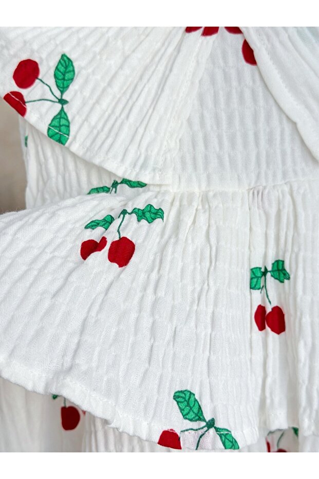 Devojčica u haljini - 7