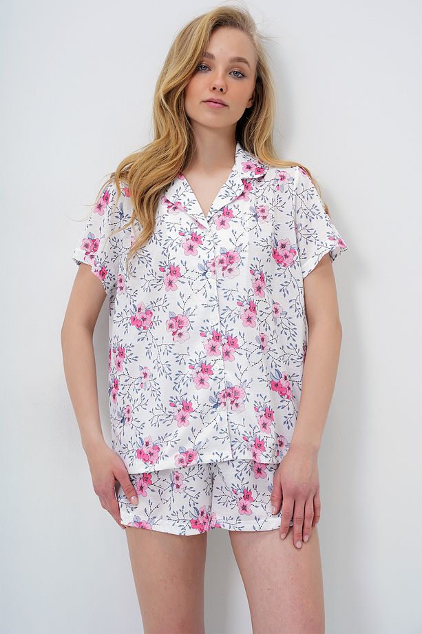 Kadın Gri Pembe Çiçek Desenli Örme Pamuklu Gömlek Ve Şort Pijama Takımı PJM-X13886 - 3