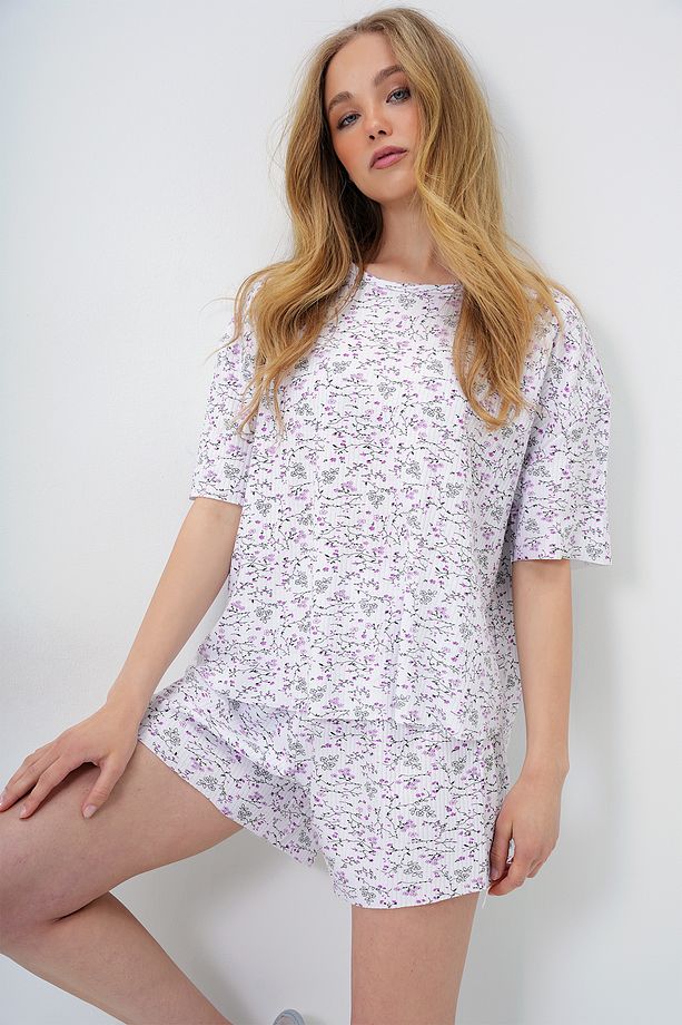 Kadın Mikro Çiçek Mor V Yaka Pamuklu Mikro Desenli T-Shırt Ve Şortlu Pijama Takımı PJM-X13894 - 4