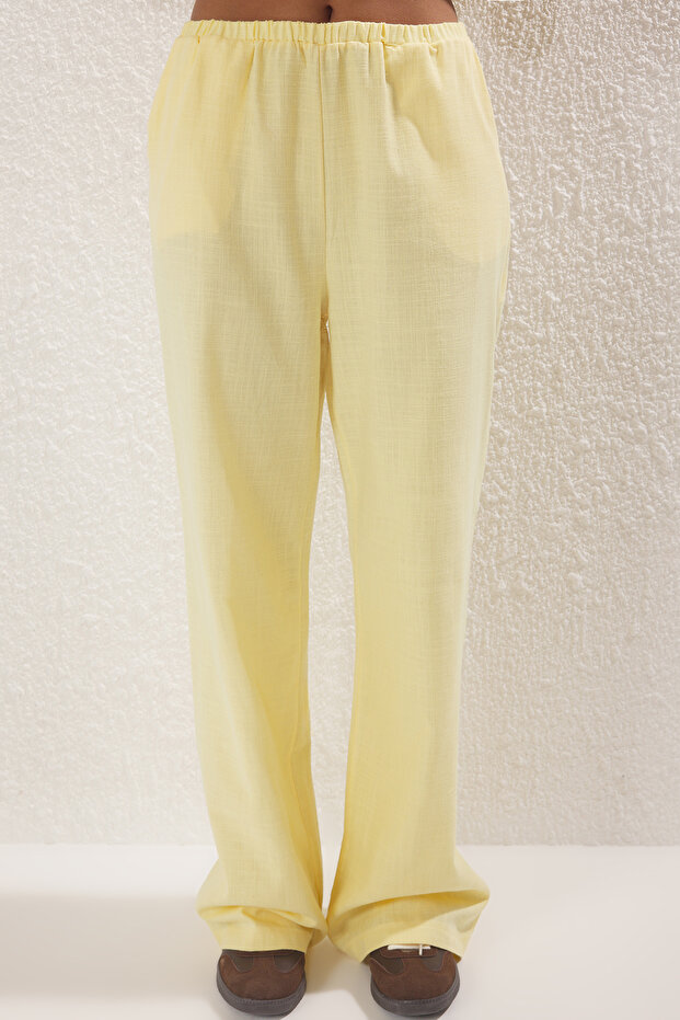 Blůza s lněným vzhledem se žlutou mašlí a široké kalhoty s tkaným spodním dílem - Top Set TWOSS25AU00034 - 3