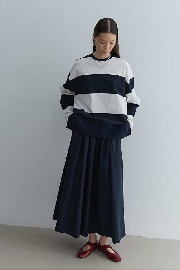 Thick Folded Premium Sweathirt Navy Blue