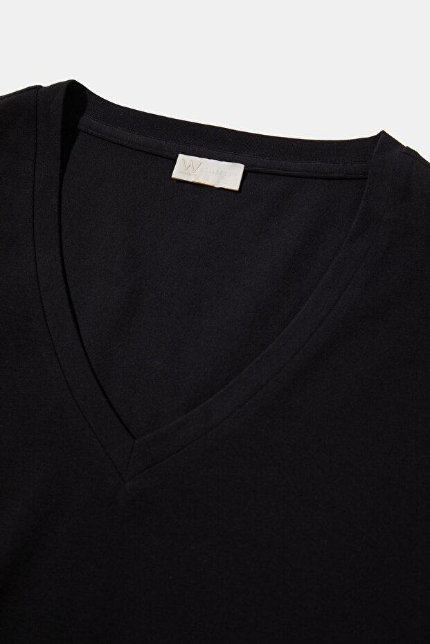 SİYAH V YAKA TSHIRT - 3