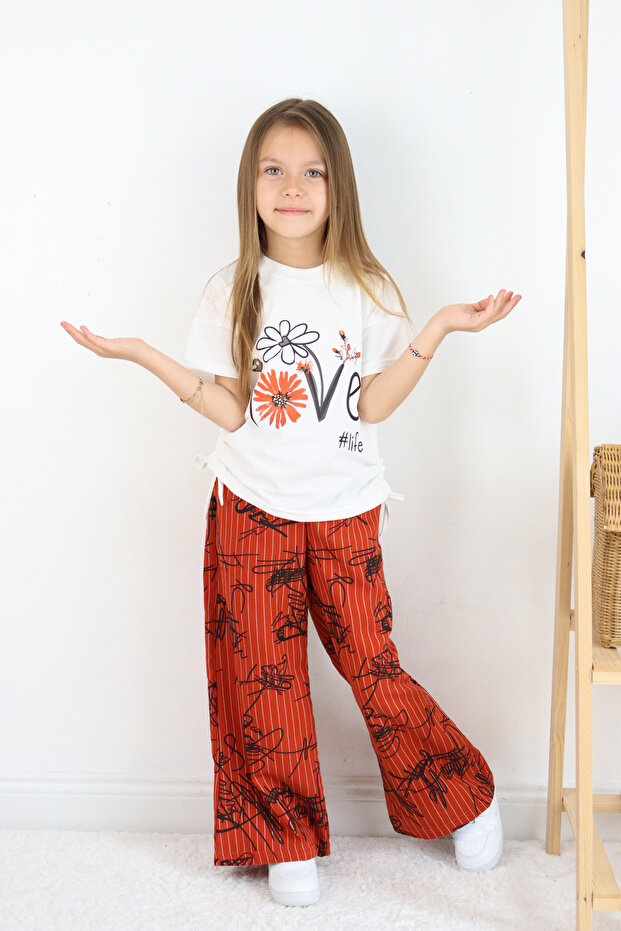 ๐ธ Girl''Love # Life'' Printed T-Shirt & Striped Patterned Loose Pants Set ๐ธ