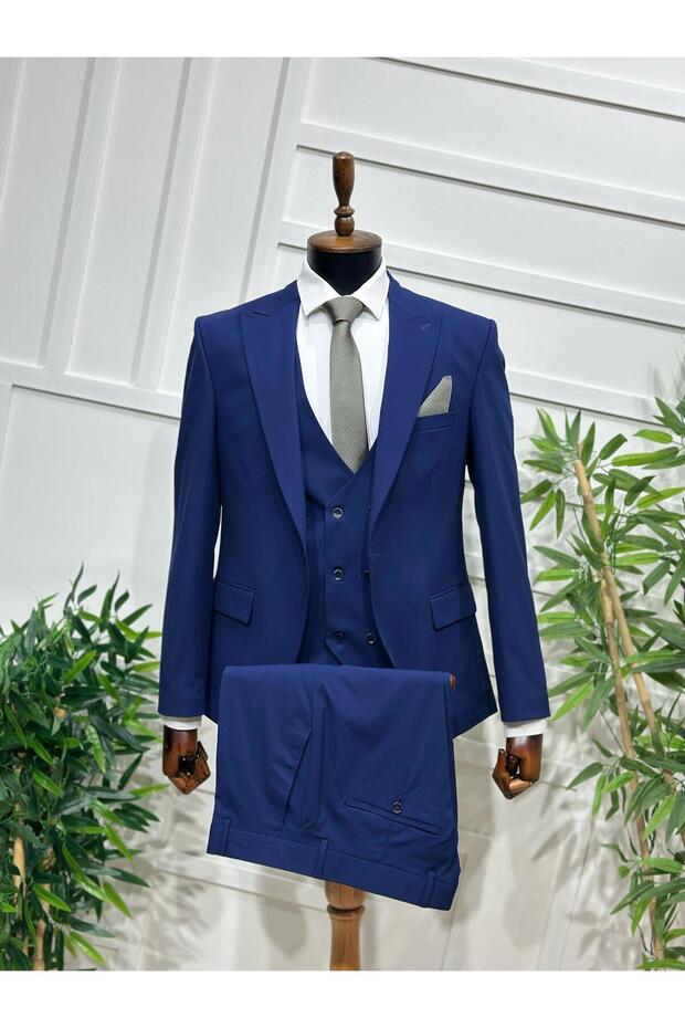VISCOSE SUIT