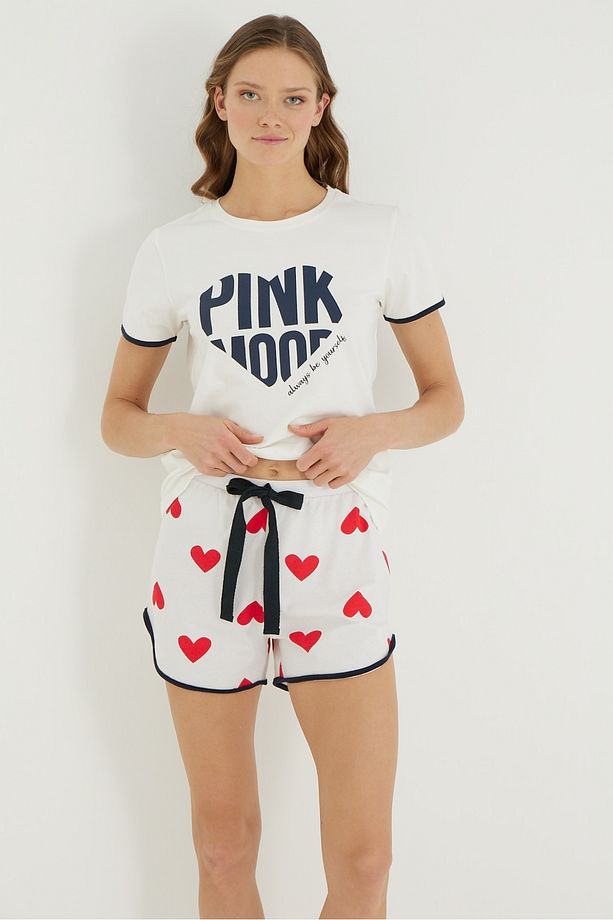 Kalp Baskılı Biye Detaylı Şort Pijama Takımı - 3