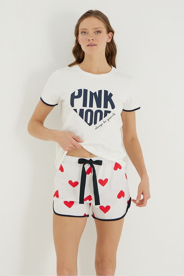 Kalp Baskılı Biye Detaylı Şort Pijama Takımı - 1