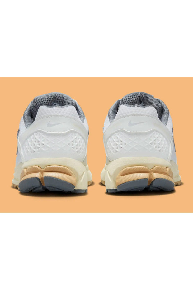 Zoom Vomero 5 Summit White Pure Platinum - 2