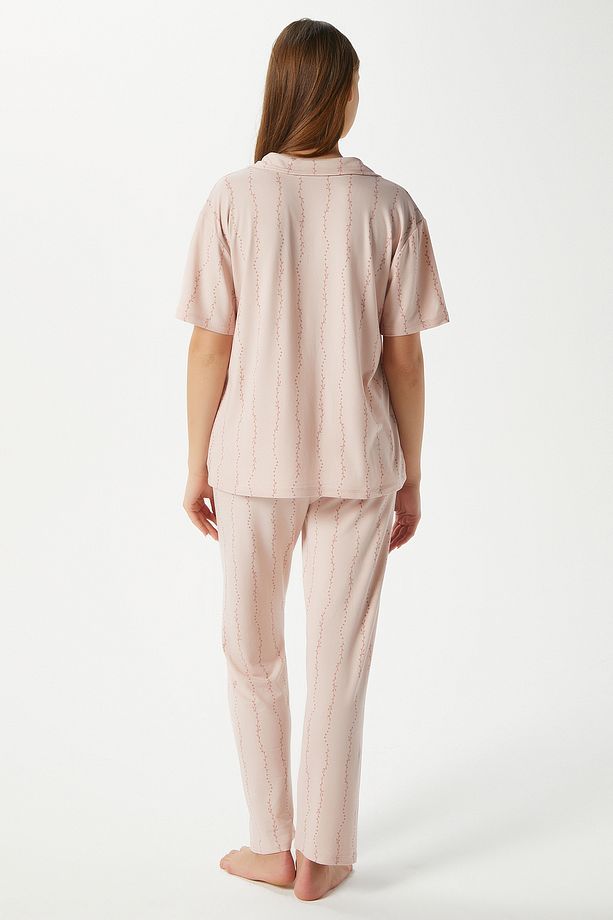 Kadın Spring Yumuşak Doku Pudra Bahar Dalı Ön Düğmeli Kısa Kollu Pijama Takımı - 4