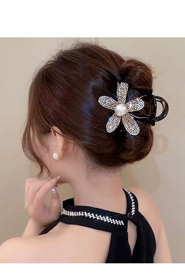 Black Color Stone and Pearl Latch Buckle