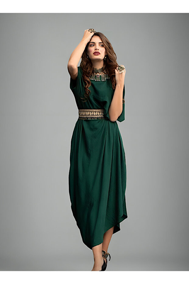 فستان زمردي اللون - 1