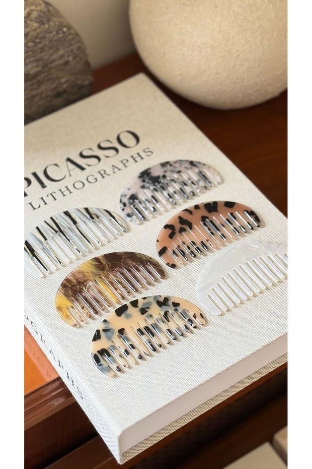 Patterned Bone Mini Comb White Pearlescent - 4