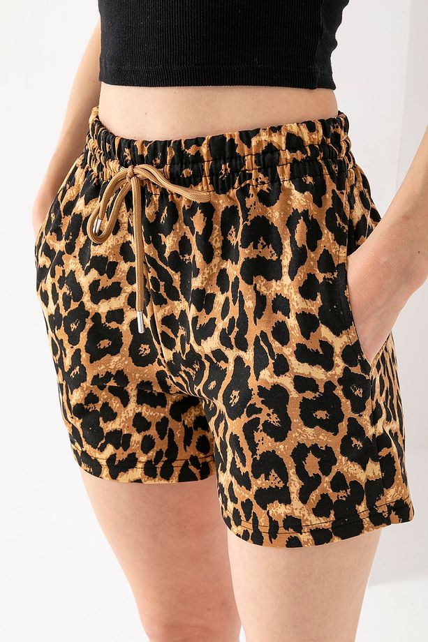Kadın Beli Ayarlanabilir Çift Cepli Desenli Şort Leopar - 10047 - 2