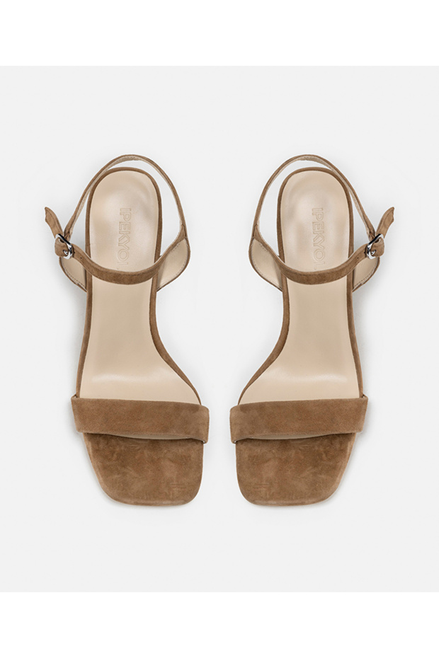 TOPUKLU AYAKKABI - 5