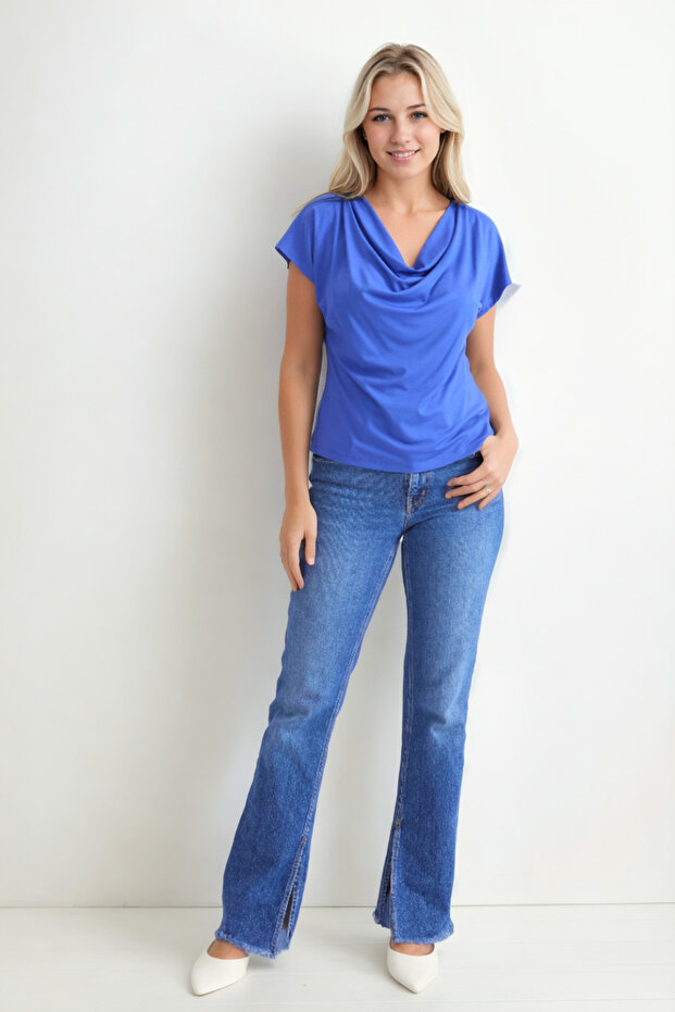 Degaje Yaka Dökümlü Bluz - 7