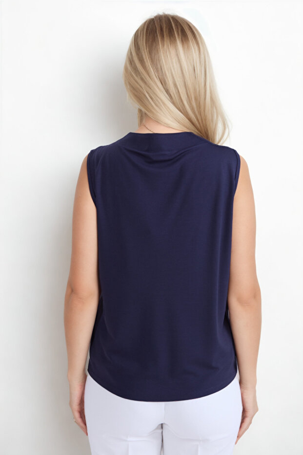 V Yaka Sıfır Kol Bluz - 5