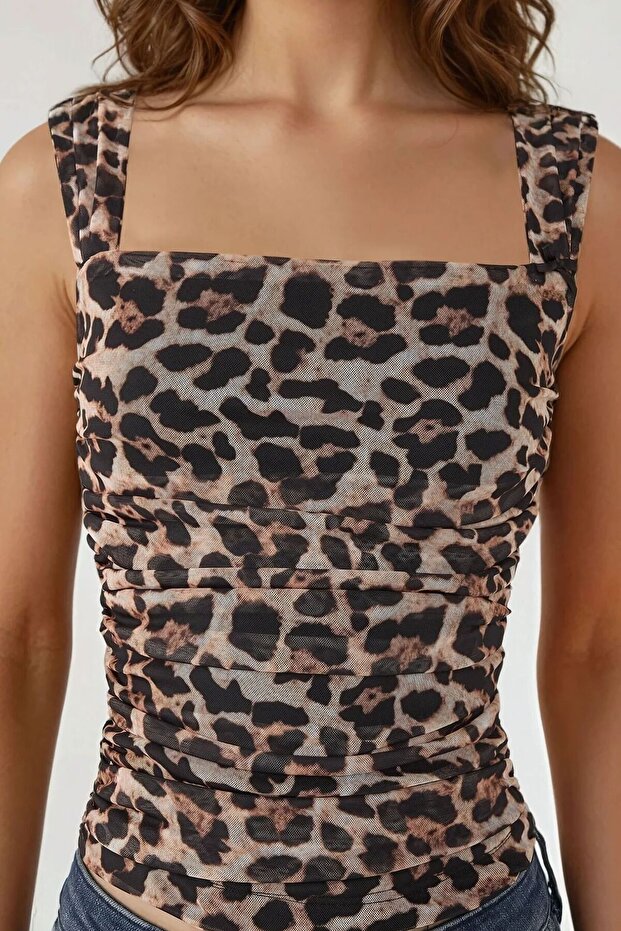Leopard Patterned Square Neck Slim Fit Top - 3