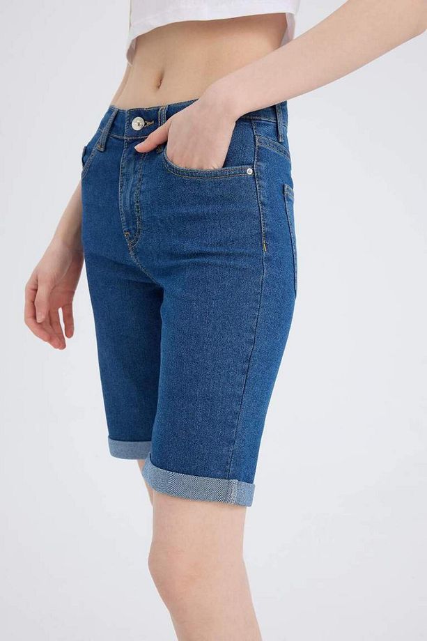 Yeni Sezon Normal Bel Katlamalı Paça Jean Bermuda Şort - 6