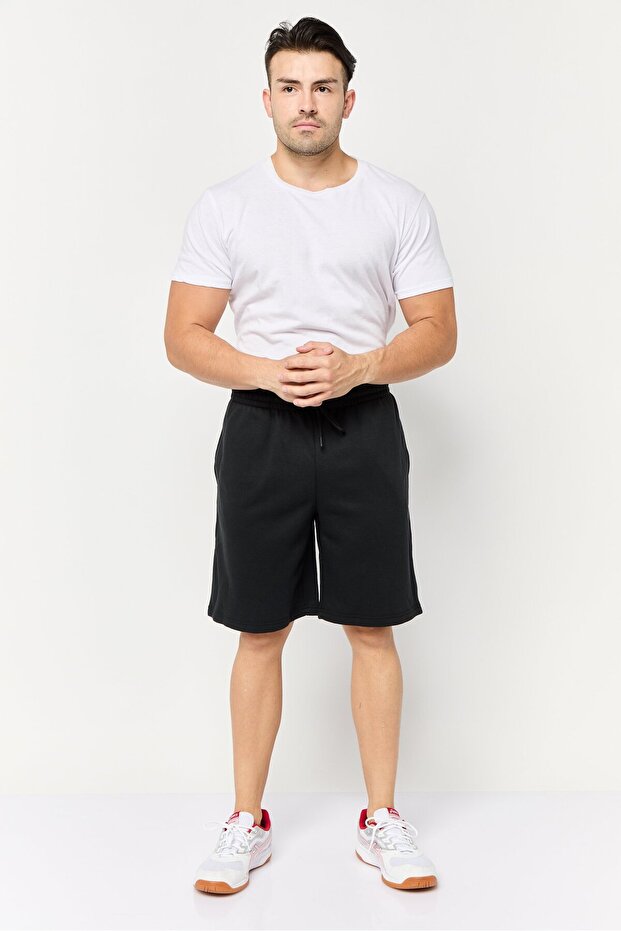 شورت رجالي أساسي بشعار العلامة التجارية، أسود - 2