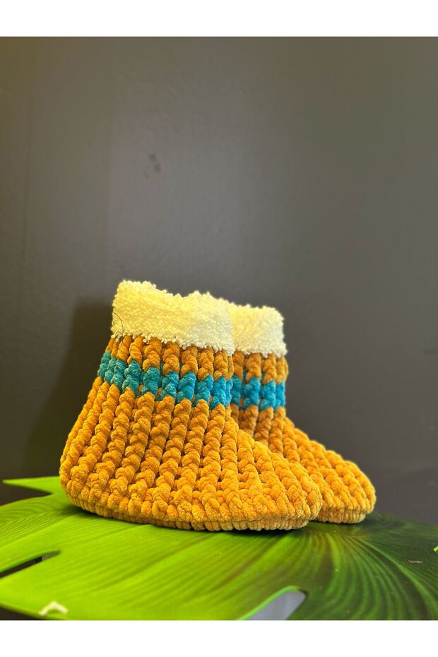 EL ÖRGÜSÜ KEÇE TABANLI YUMUŞAK ÇOCUK EV BOTU PANDUF 24/25 NUMARA - 3