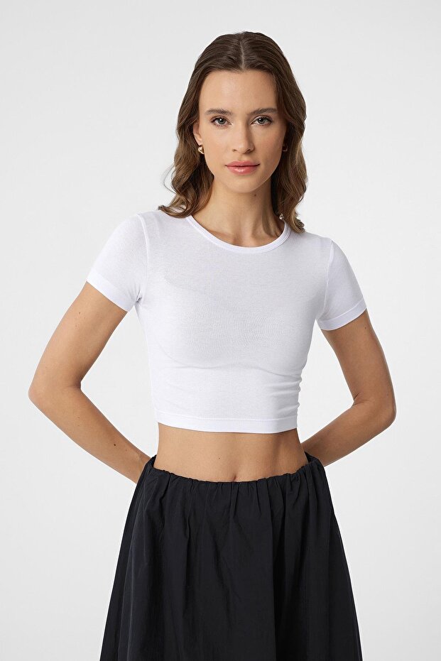 Beyaz Basic Crop Kadın Top - 1