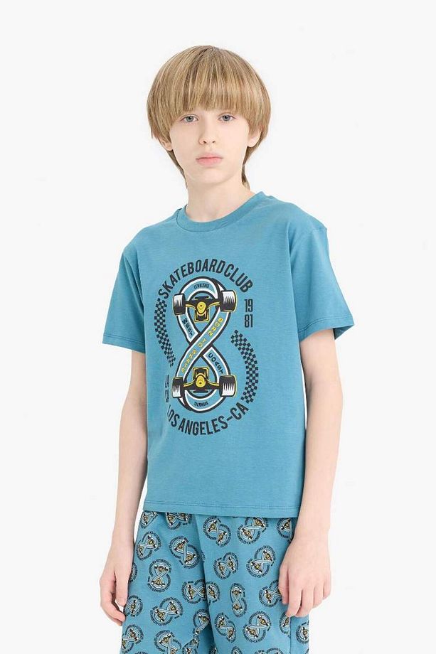 Yeni Sezon Erkek Çocuk Pijama Takımı Baskılı Kısa Kollu Üst Desenli Şort - 3