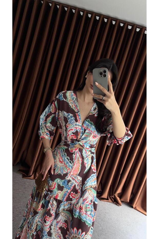 فستان طويل منقوش مع نافذة - 5