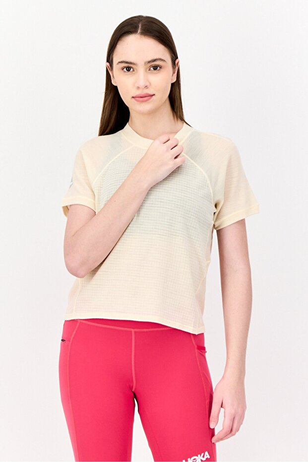 Women Sportswear Fit Short Sleeve Training Top , Beige