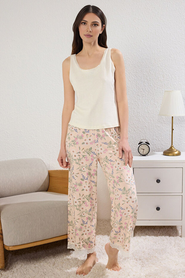 Ekru %100 Pamuklu Çiçekli Dantel Detaylı Viskon Örme Pijama Takımı THMSS25PT00223 - 4